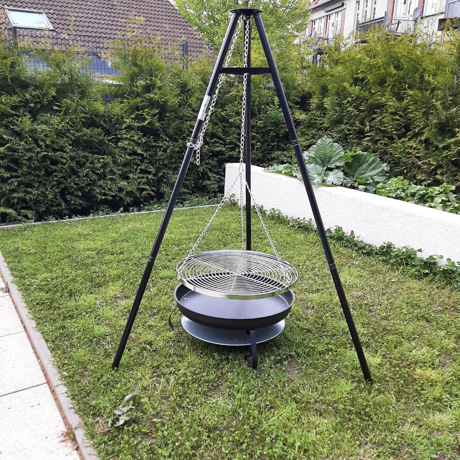 Design Apartment- 24H Self-Check-In - Bis 4 Pers - Parkplatz - Wifi - Balkon -Terrasse - In Direkter Weihernaehe - Radwege Schiffweiler Exterior foto